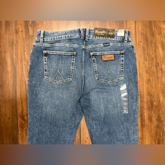 Wrangler Retro Mae Mid Rise Bootcut Jeans Size 15 X 34 Medium Wash Rodeo Cowgirl - Picture 13 of 16
